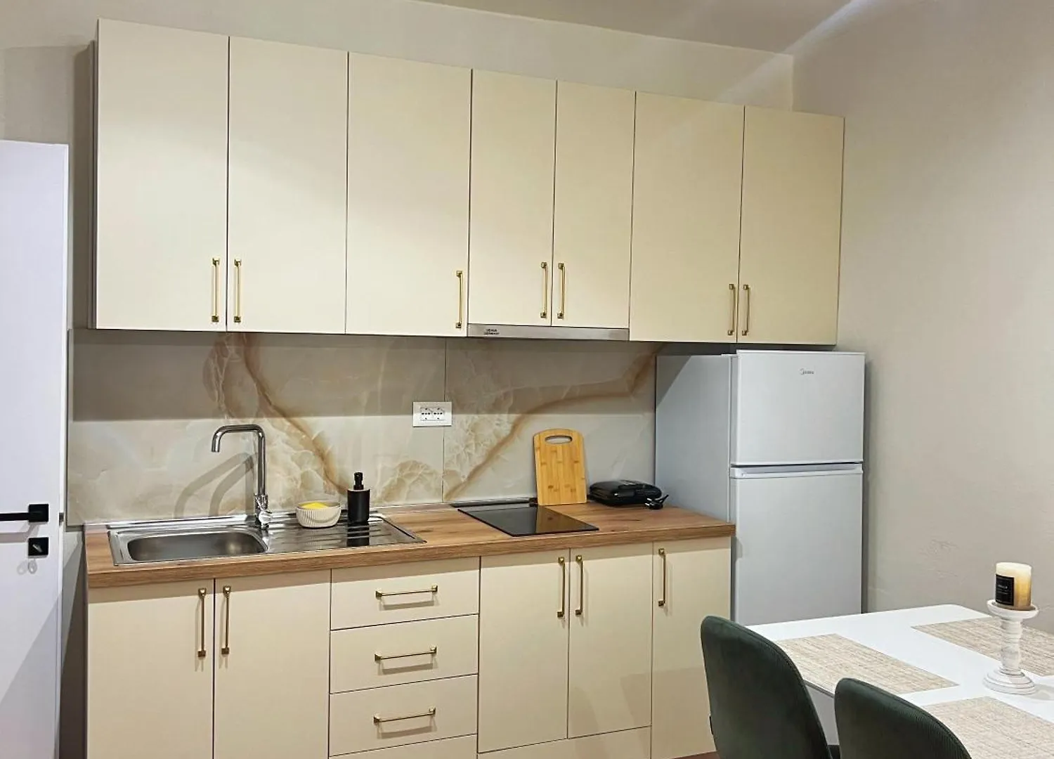 Boho Cane Apartment Tirana 0*,
